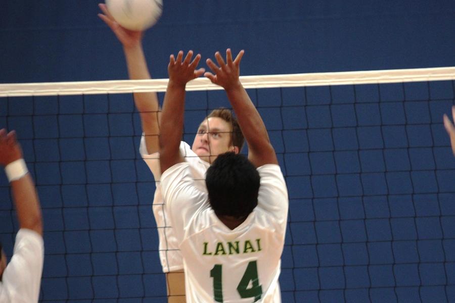 Boys volleyball Warriors secure first win of season