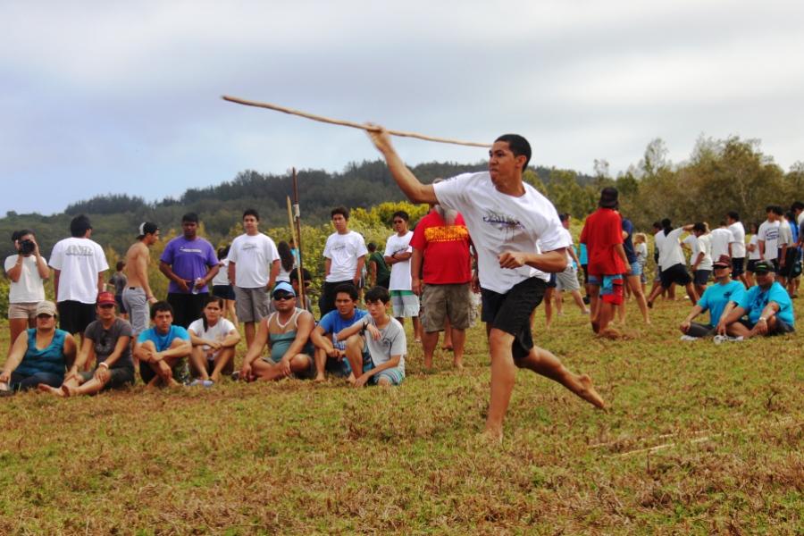 First anokoa take on challenge at Molokaʻi Makahiki