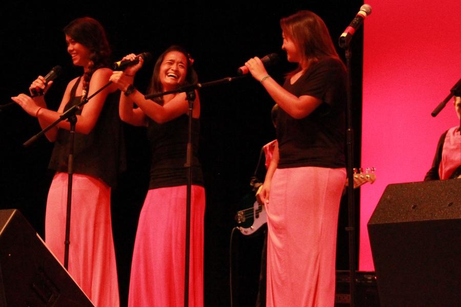 Kaira-Lee Davis, Sarah Ikioka and Mahie Kama sing lead vocals for the sophomores entry in the Battle of the Bands competition, Monday, September 9.