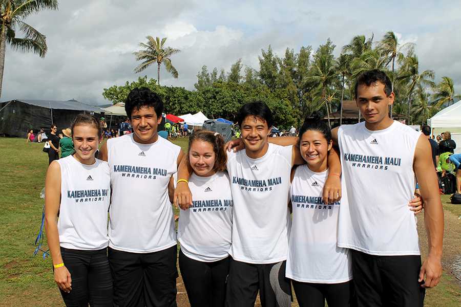KS+Mauis+mixed+paddling+crew+placed+5th+at+the+HHSAA+State+Paddling+Regatta+on+Feb.+1%2C+2014%2C+at+Keehi+Lagoon+on+Oahu.