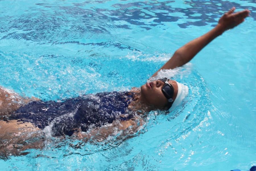 Sophomore+Deven+Aruda+competes+in+the+100-yd+backstroke+at+the+MIL+Meet+held+at+Kamehameha+Maui+on+Saturday%2C+January+9.