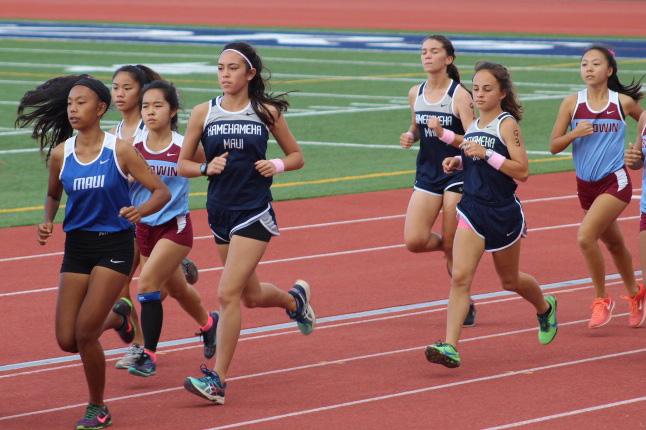Cross country girls begin the race at Kamehameha Schools Maui Campus Kanaʻiaupuni Stadium on Saturday, Oct. 1. This was the Warriors first and only race at home this season.